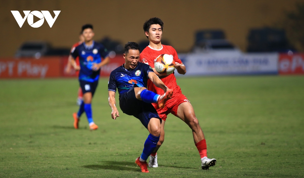 HLV Kim Sang Sik ''nhắm'' cầu thủ đặc biệt cho ĐT Việt Nam sau trận đấu V-League- Ảnh 10.