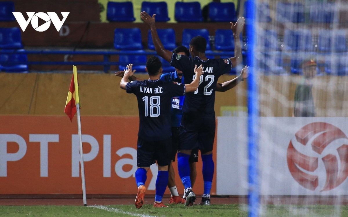 VAR tạo diễn biến nghẹt thở trong cặp đấu muộn nhất vòng 18 V-League- Ảnh 9.