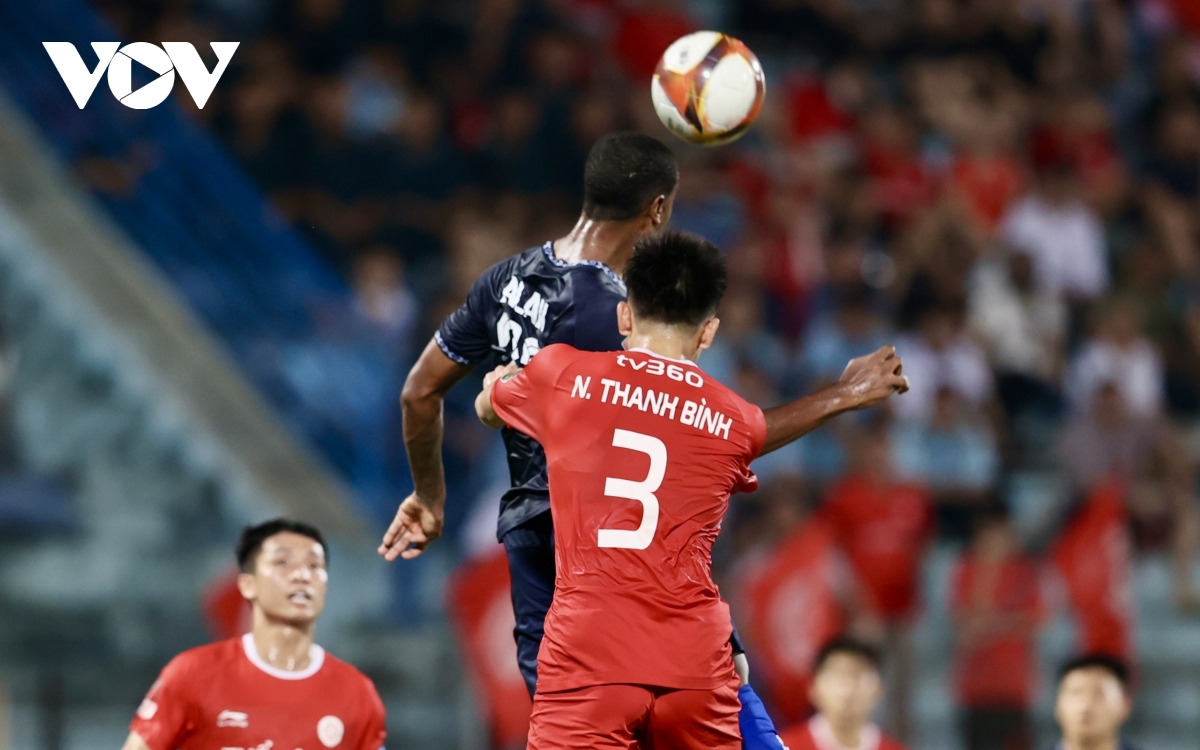 VAR tạo diễn biến nghẹt thở trong cặp đấu muộn nhất vòng 18 V-League- Ảnh 12.