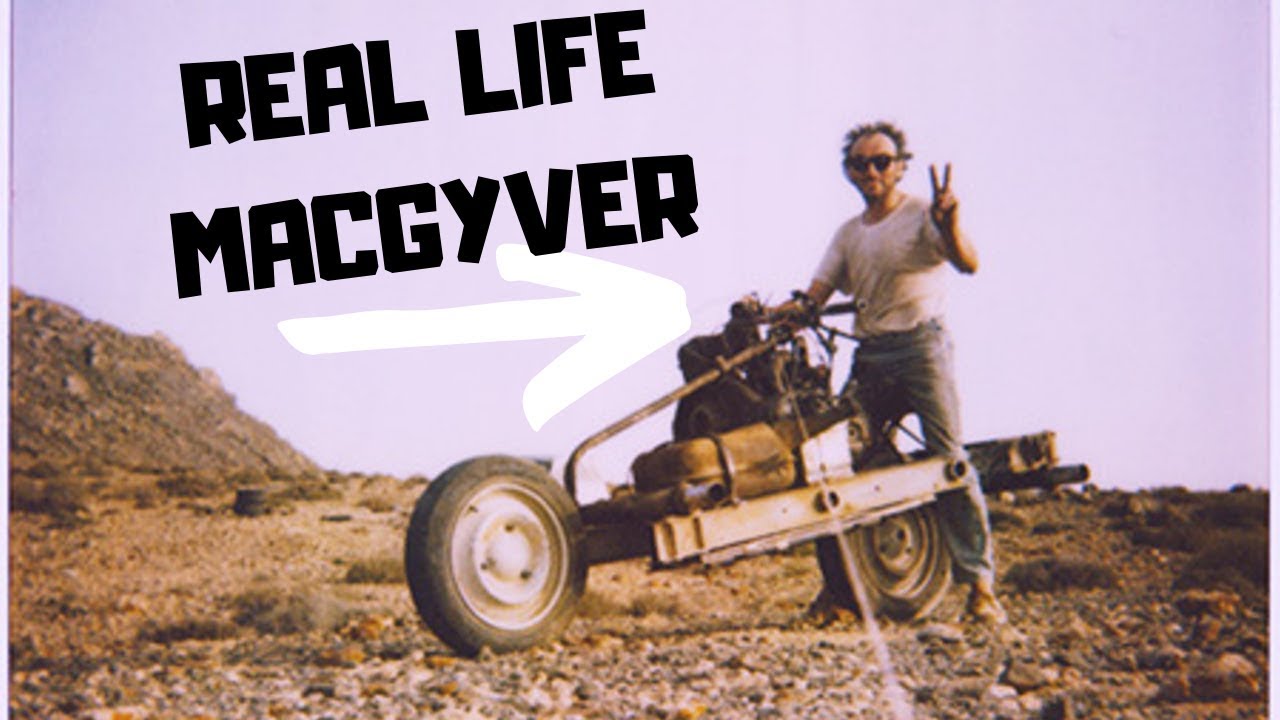 Làm thế nào để chế tạo một chiếc xe máy từ một chiếc ô tô bị hỏng giữa sa mạc?- Ảnh 1.