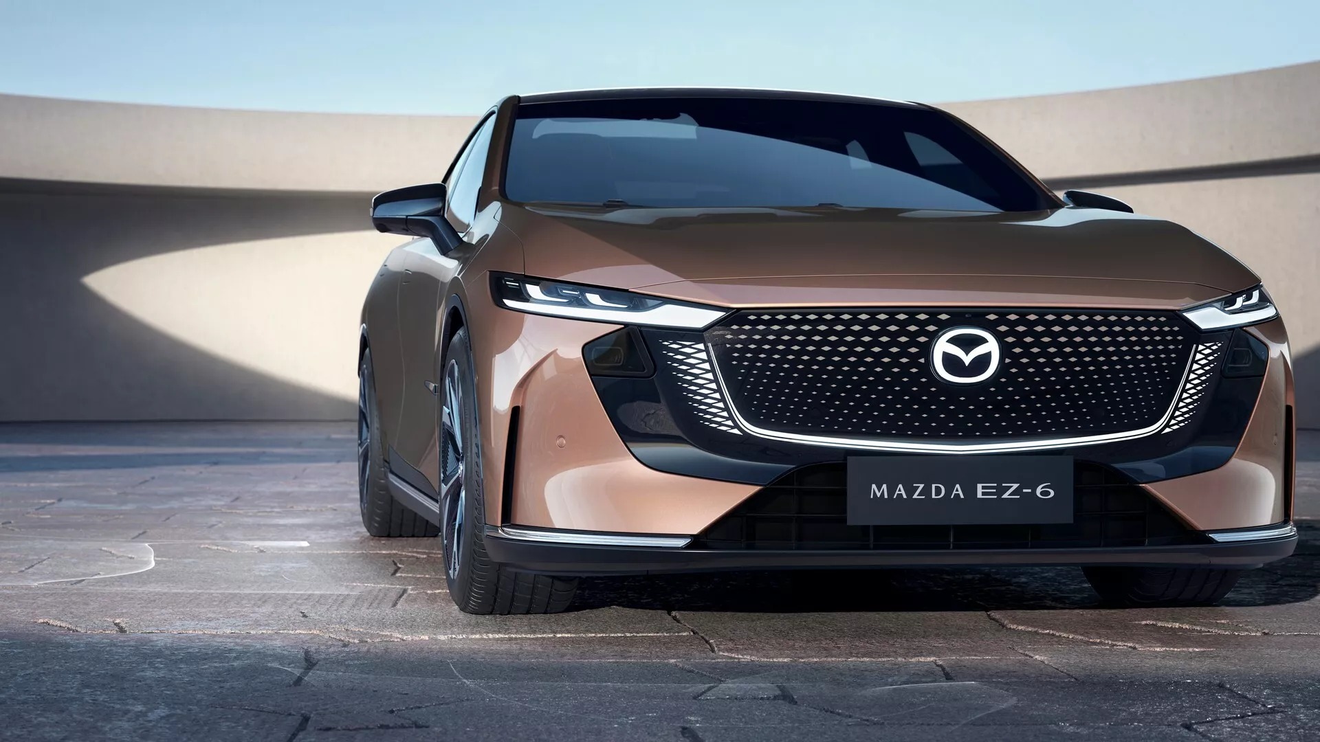 Mazda EZ-6 lộ thông số vận hành: Bản điện chạy 600km/sạc, bản hybrid công nghệ giống Kicks, sẽ hợp bán ở Việt Nam- Ảnh 4.