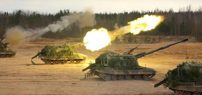 Tám 'liên minh năng lực' viện trợ Ukraine: Thiết giáp, pháo binh, dò mìn- Ảnh 5.