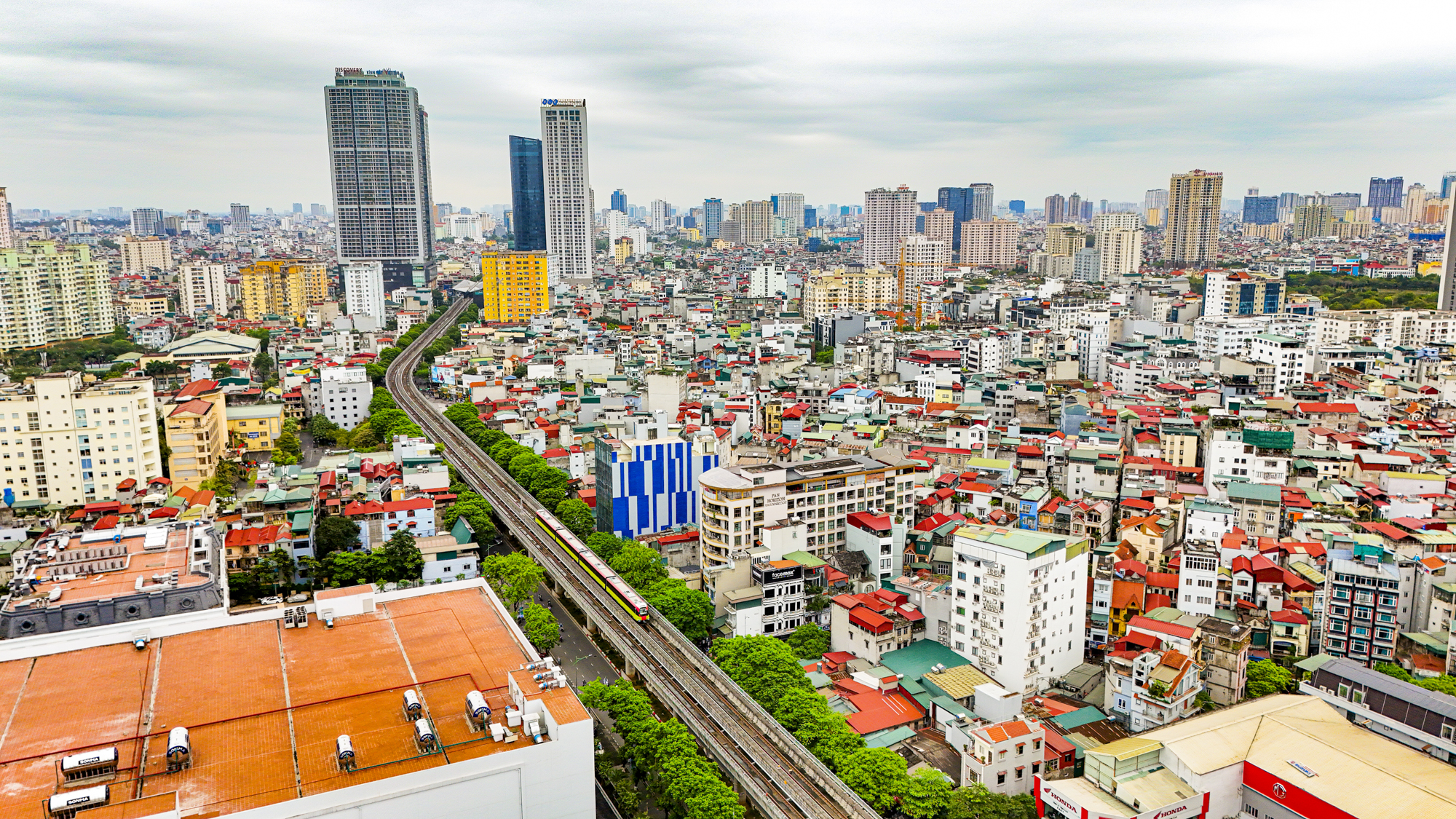 Toàn cảnh tuyến đường sắt trị giá hơn 34.000 tỷ dài 12 km, dự kiến hoạt động sau 2 tháng nữa- Ảnh 11.