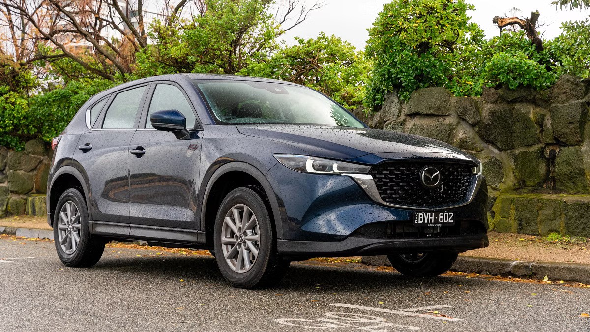 Mazda bán xe lãi cao chưa từng có: CX-5 bán chạy nhất ở Việt Nam nhưng những mẫu xe này mới là hot trend của Mazda hiện tại- Ảnh 1.