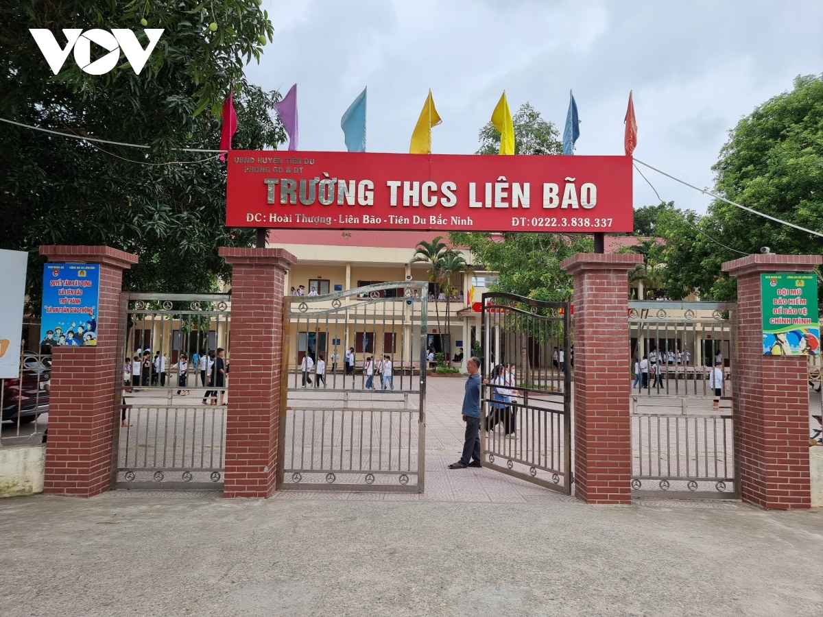 Bắc Ninh thông tin vụ 2 nữ sinh lớp 9 nghi nhảy cầu Kinh Dương Vương- Ảnh 3.