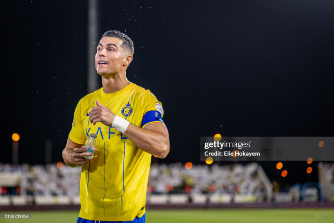 Quy tắc dùng điện thoại đặc biệt của Ronaldo: Nhất quyết không bắt máy nếu cuộc gọi sau 10 giờ- Ảnh 3.