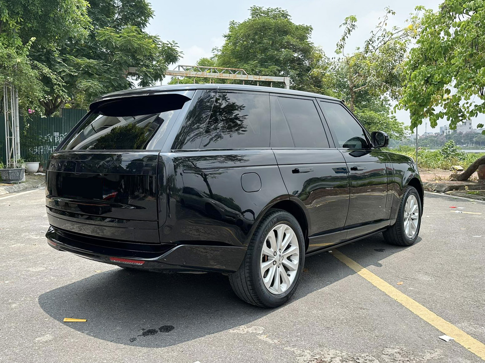 Dân chơi Việt chi nửa tỷ độ Range Rover 10 năm tuổi trông như đời mới: Thay cả trăm chi tiết, phải cắt nhiều bộ phận- Ảnh 10.