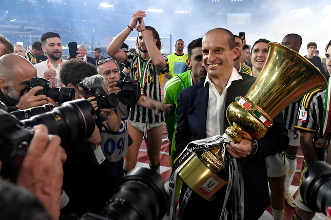 Juventus đột ngột sa thải HLV Max Allgeri ngay sau chức vô địch Coppa Italia- Ảnh 1.