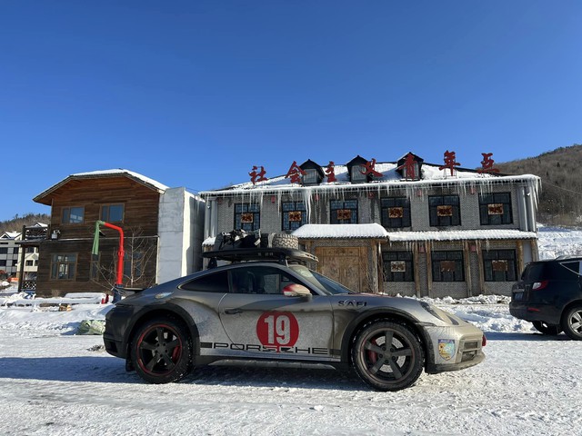 Doanh nhân Hải Phòng tiếp tục mang Porsche 911 Dakar 'phượt' Trung Quốc: Hành trình gần 11.000km, không kế hoạch, hết visa thì về- Ảnh 4.