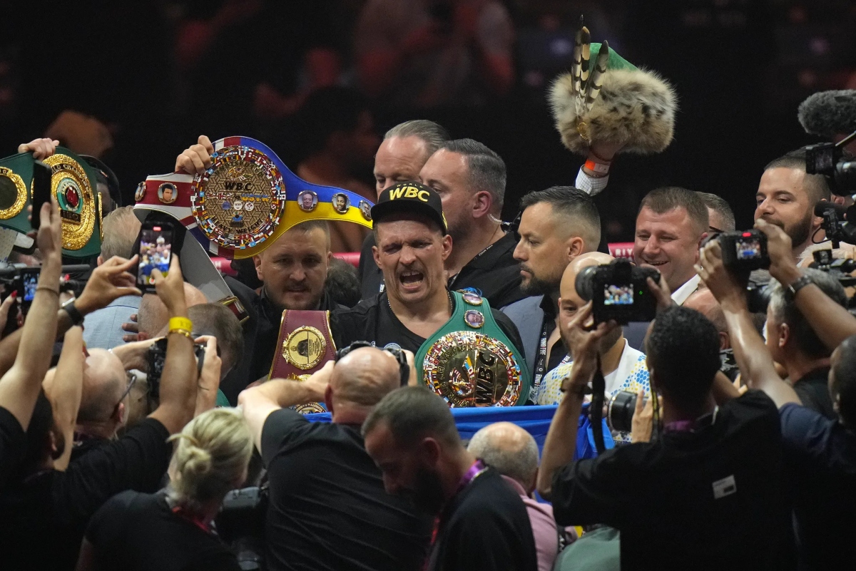 Usyk thống nhất 4 đai vô địch, boxing lần đầu có nhà vô địch tuyệt đối hạng nặng- Ảnh 1.