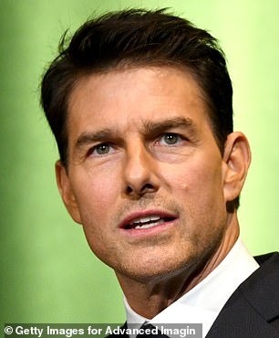 Bác sĩ thẩm mỹ gọi tên 5 tài tử tiêm chất làm đầy, có cả Beckham và Tom Cruise- Ảnh 3.
