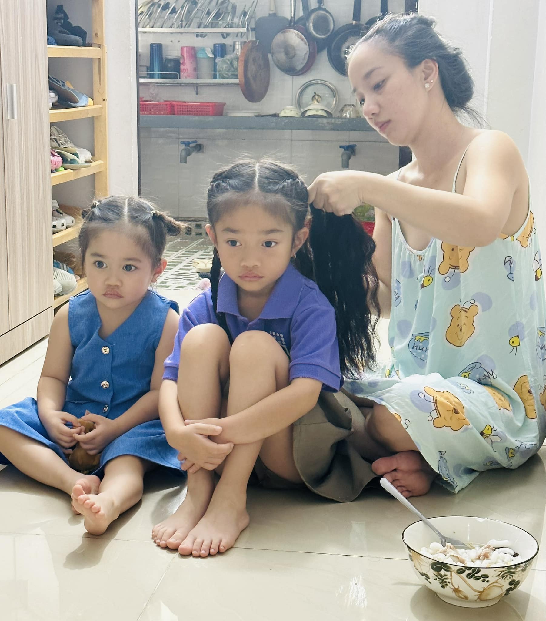 Bà xã vướng tranh cãi vì dùng hóa chất tạo kiểu tóc cho 2 con gái, Lê Dương Bảo Lâm nói gì?- Ảnh 6.