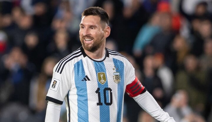 Lionel Messi kiếm được bao nhiêu tiền?- Ảnh 1.