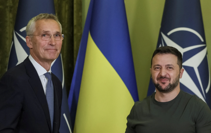 Tổng thống Zelensky: Ukraine không thể gia nhập NATO khi còn chiến tranh- Ảnh 1.