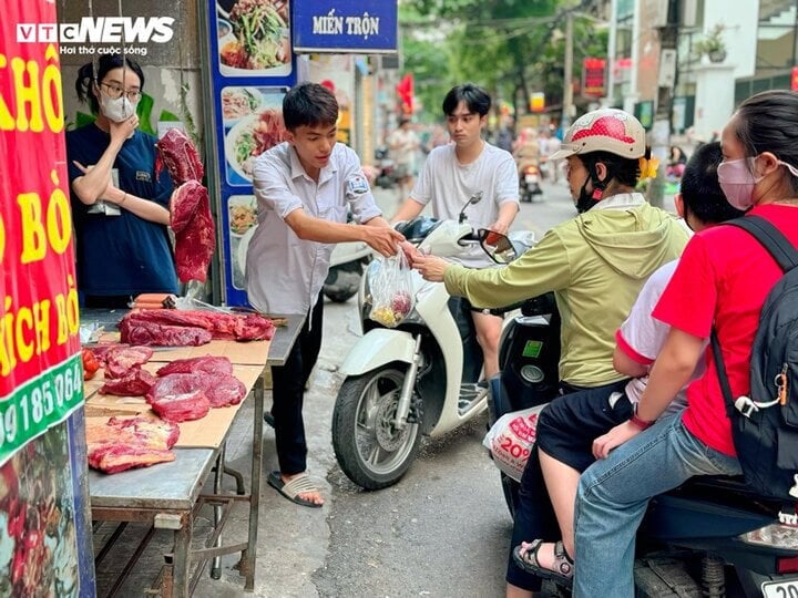 Sống với 14 triệu đồng/tháng, gia đình tôi suốt ngày ăn trứng rán, đậu phụ- Ảnh 1.