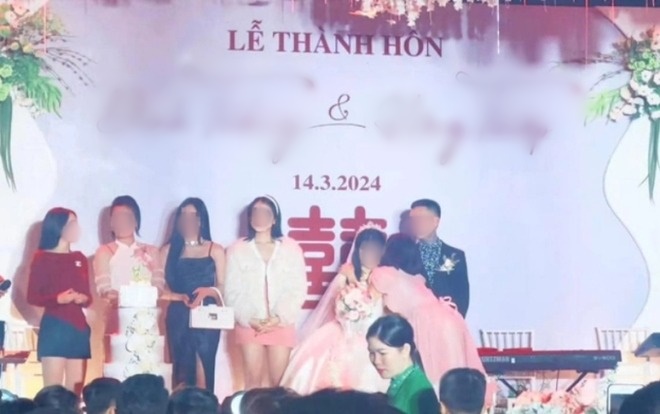 Xôn xao chú rể Hà Nam dắt 5 người yêu cũ lên sân khấu "toang" với vợ sau 2 tháng kết hôn, netizen chỉ ra chi tiết đáng ngờ!- Ảnh 1.