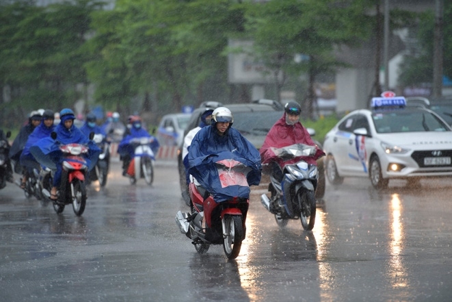 Thời tiết hôm nay 24/5: Bắc Bộ, Trung Bộ và Tây Nguyên có mưa lớn cục bộ- Ảnh 1.