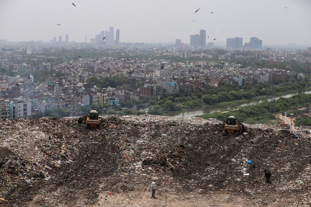 Thành phố "ô nhiễm nhất thế giới": Nơi người dân sống trên núi rác cao 60 mét, sinh tồn phụ thuộc vào rác thải- Ảnh 7.