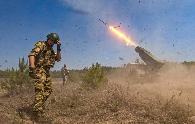 Quân đội Nga giành thêm hai ngôi làng ở Kharkiv, Donetsk chỉ trong một ngày- Ảnh 1.