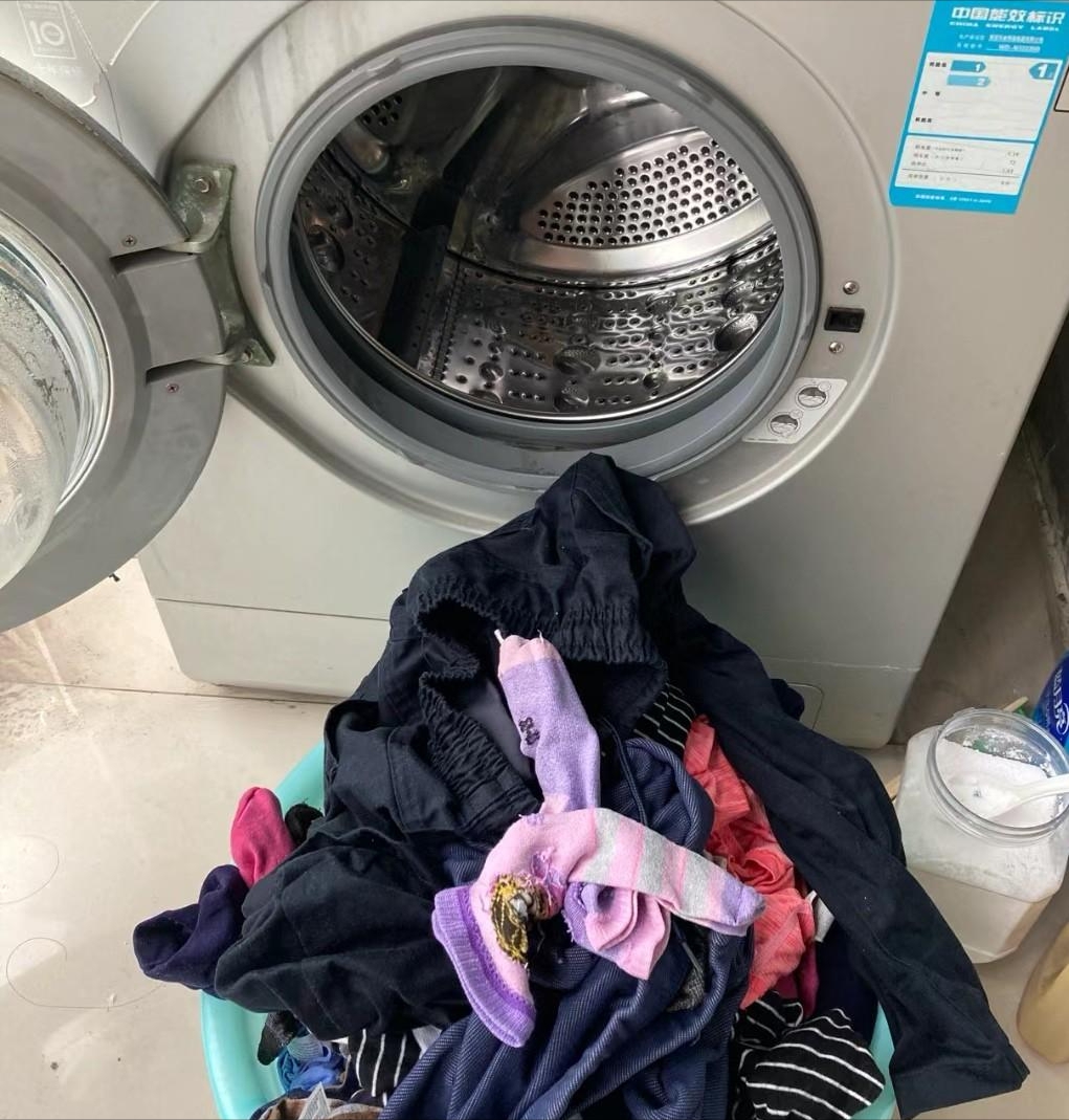 7 thói quen xấu khi sử dụng máy giặt cửa trước không những khiến quần áo không sạch mà còn làm hỏng máy- Ảnh 8.