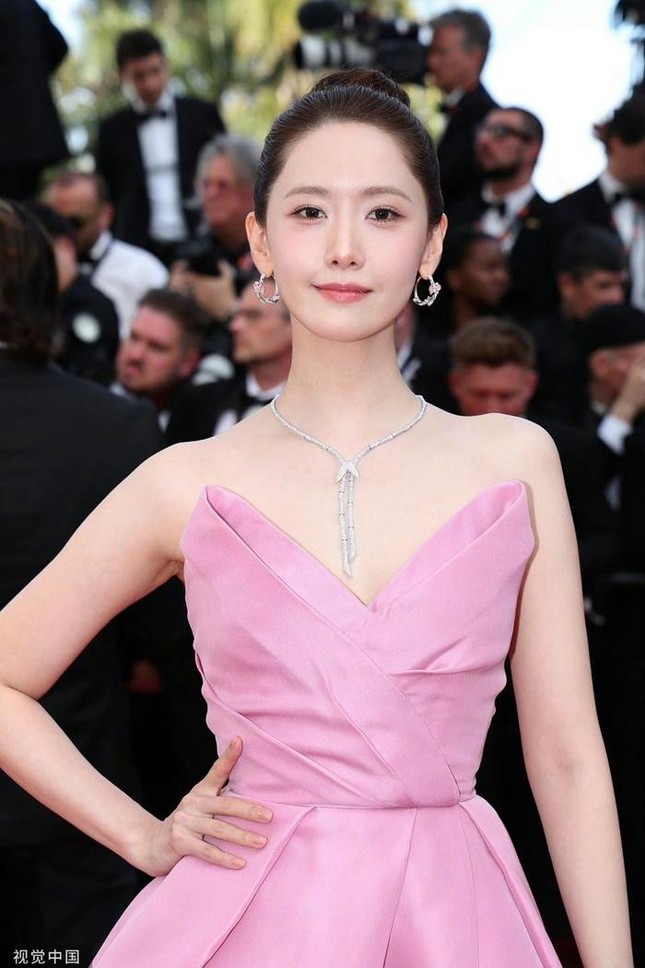 Người Hàn Quốc giận dữ vì YoonA (SNSD) bị đối xử như con ghẻ tại Cannes- Ảnh 3.