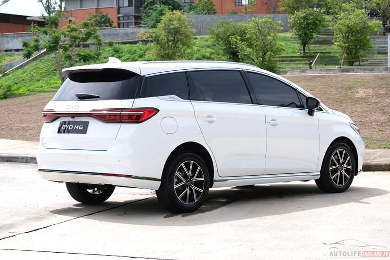 MPV mới này của BYD mà về Việt Nam thì Innova phải dè chừng: Nhiều trang bị hiện đại, chạy 500km/sạc- Ảnh 11.