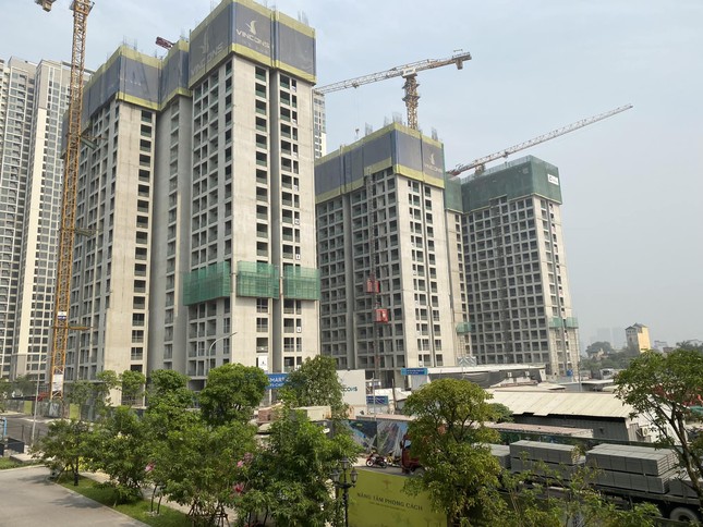 Giá chung cư mới mở bán ở Hà Nội, TPHCM cao chót vót- Ảnh 1.