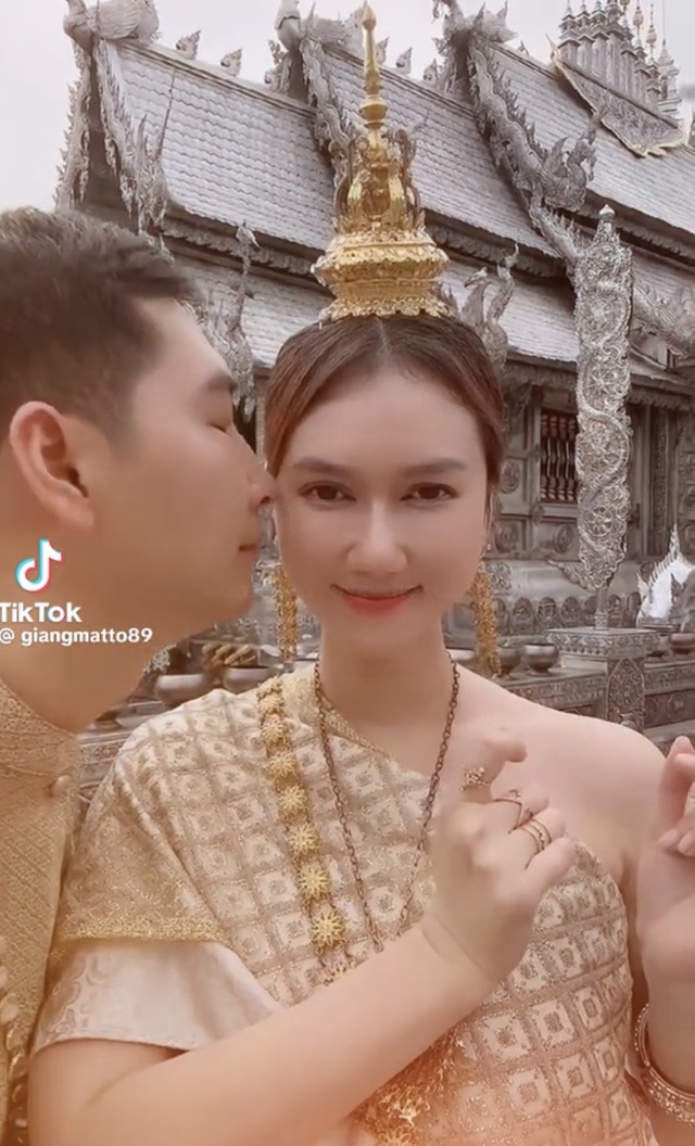 Hương Giang lần đầu công khai rõ mặt bạn trai mới, thái độ lạ khi bị hỏi chuyện đang mang thai- Ảnh 2.