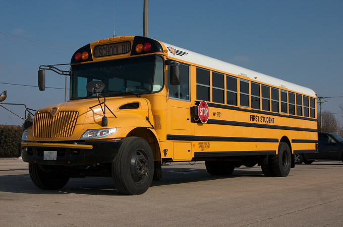 Chiếc xe bus chở học sinh 80 năm không thay đổi thiết kế tại Mỹ: Nghe tưởng lạc hậu nhưng lý do lại đáng học hỏi- Ảnh 1.