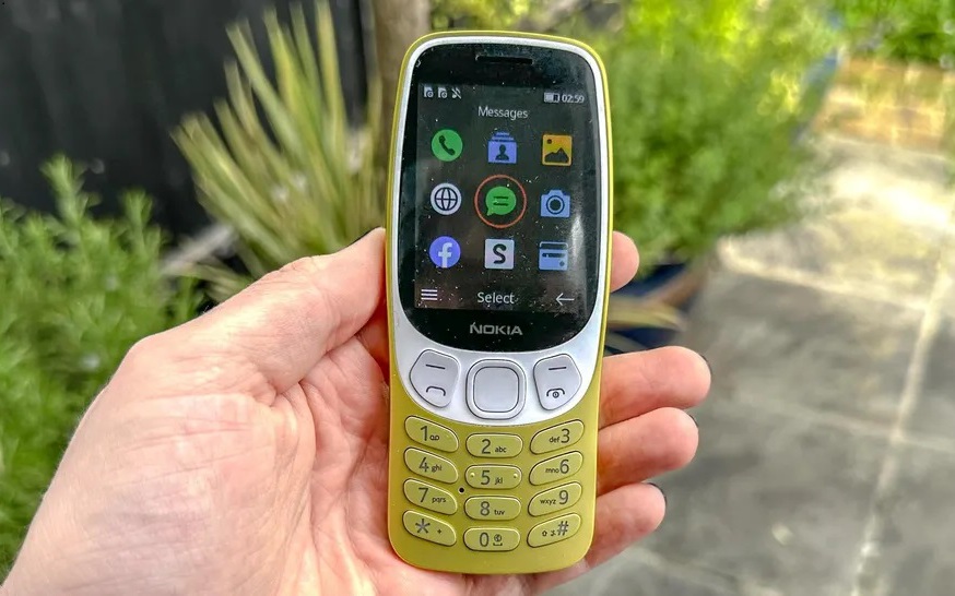 Nhiều người cứ phát cuồng với điện thoại 'cục gạch' Nokia: Tôi dùng thử vài ngày là bỏ, không chịu nổi