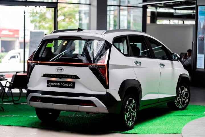 'Soi' chi tiết nâng cấp trên Hyundai Stargazer X giá từ 559 triệu tại Việt Nam- Ảnh 4.