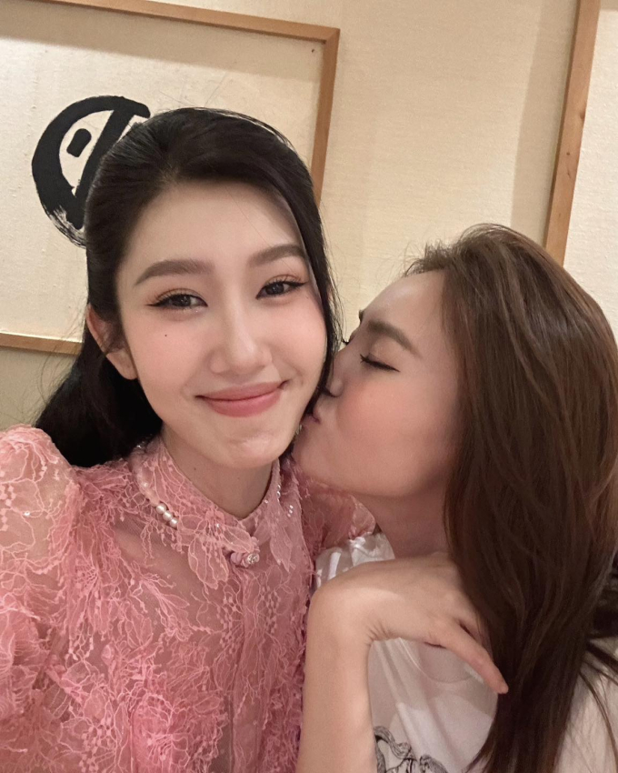 2 mỹ nhân Vbiz chung hội bạn nhưng 5 lần 7 lượt dính tin đồn nghỉ chơi, thái độ khi được 