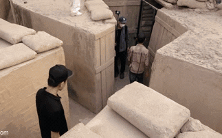 Dàn đại bác khai hoả trong lễ tổng duyệt 70 năm Chiến thắng Điện Biên Phủ- Ảnh 22. Có gì bên trong căn hầm đặc biệt, nơi bắt sống tướng Đờ Cát 70 năm trước, gây 'chấn động địa cầu'?