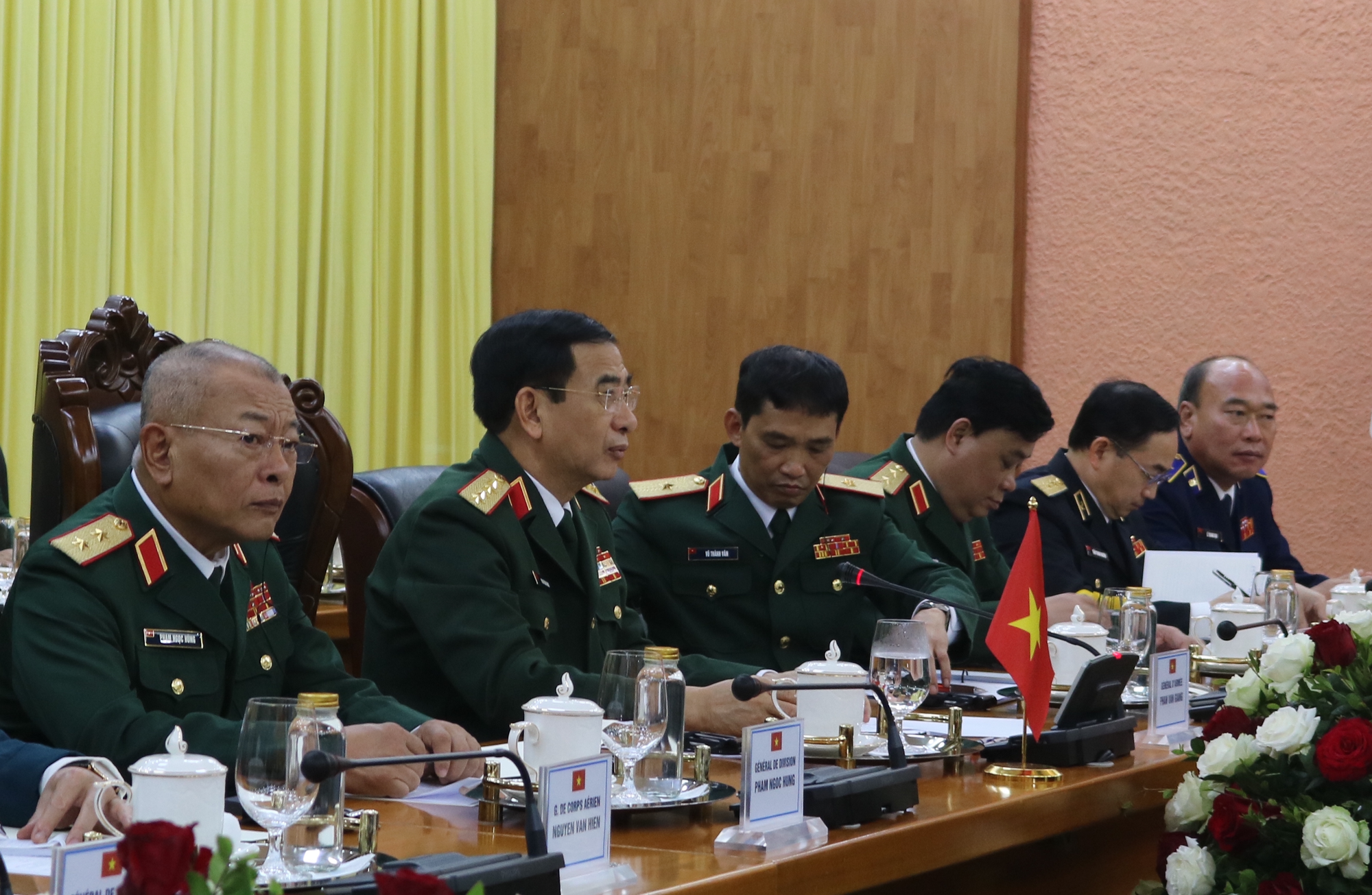 Đại tướng Phan Văn Giang đón Bộ trưởng Bộ Quân đội Pháp thăm Việt Nam- Ảnh 11. Đại tướng Phan Văn Giang đón Bộ trưởng Bộ Quân đội Pháp thăm Việt Nam- Ảnh 11.