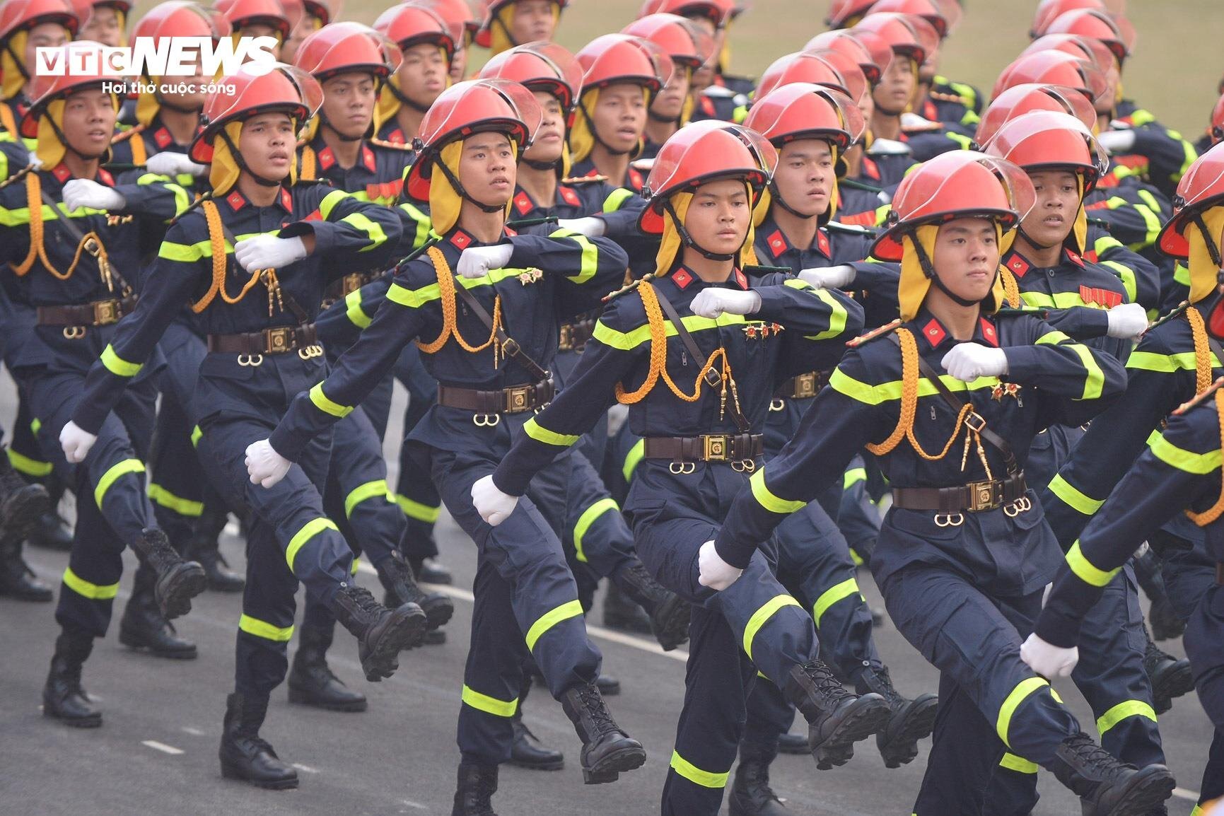 Dàn đại bác khai hoả trong lễ tổng duyệt 70 năm Chiến thắng Điện Biên Phủ- Ảnh 19.