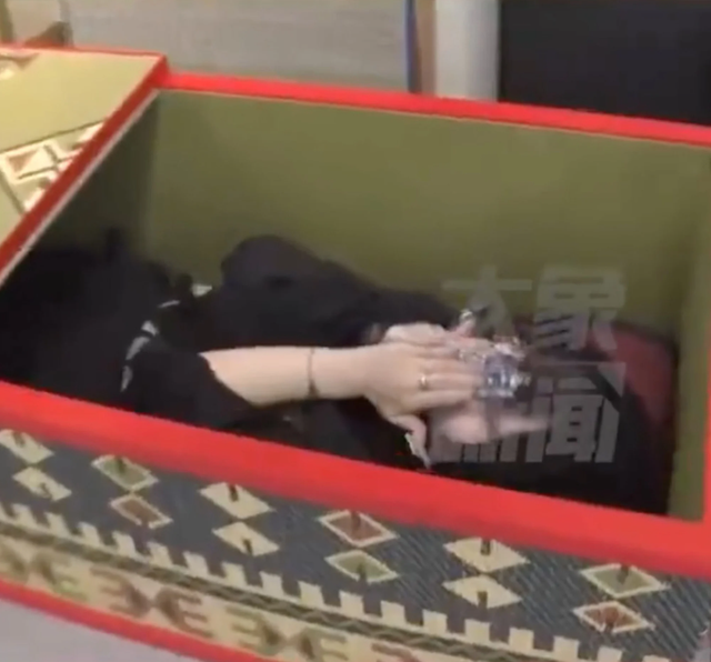 Lễ hội tử thần độc lạ ở Nhật Bản: Du kh&aacute;ch n&ocirc; nức trả 200 ngh&igrave;n đồng để được nằm trong quan t&agrave;i 3 ph&uacute;t, nhận về b&agrave;i học s&acirc;u sắc!- Ảnh 3.