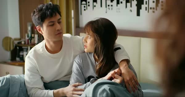 Chuyện mẹ chồng n&agrave;ng d&acirc;u kỳ lạ tr&ecirc;n phim giờ v&agrave;ng- Ảnh 4.