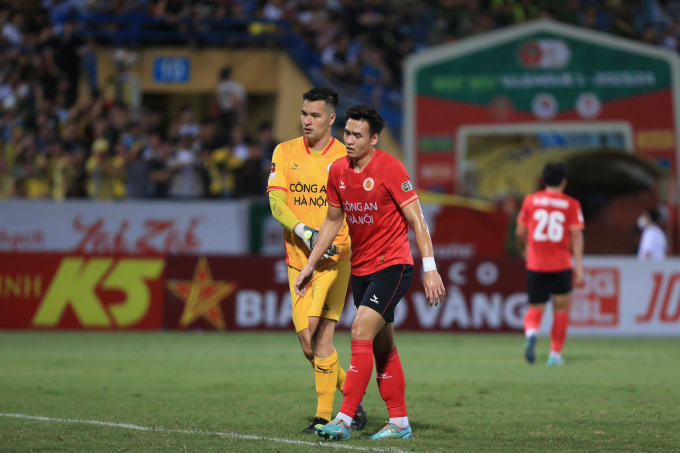 Tóm dính dàn trai đẹp Văn Thanh, Bùi Hoàng Việt Anh được gái xinh Tóm dính dàn trai đẹp Văn Thanh, Bùi Hoàng Việt Anh được gái xinh