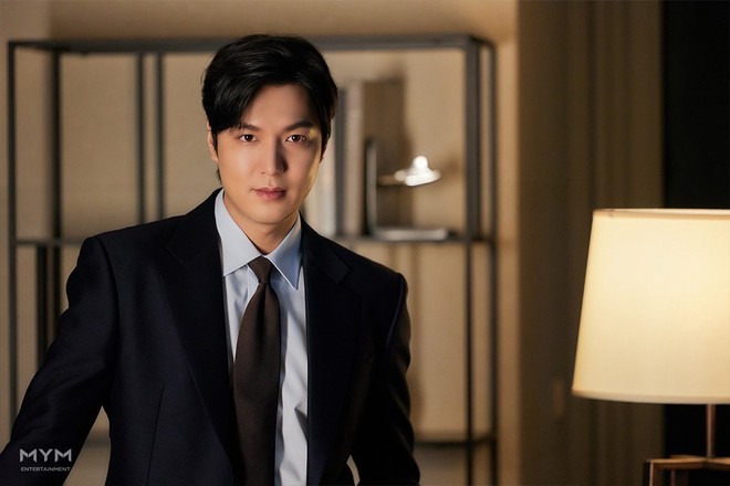Vì sao Lee Min Ho vẫn là diễn viên Hàn được yêu thích số 1 toàn cầu 11 năm liên tiếp bất chấp tranh cãi?- Ảnh 1.
