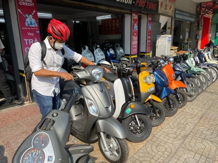 Cuộc khủng hoảng trên thị trường xe máy Việt: Doanh số bán hàng trượt dài bất chấp nỗ lực giảm giá- Ảnh 2.