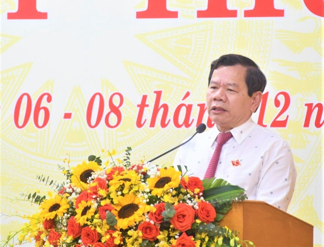 Bãi nhiệm chức vụ Chủ tịch UBND tỉnh Quảng Ngãi đối với ông Đặng Văn Minh- Ảnh 1.
