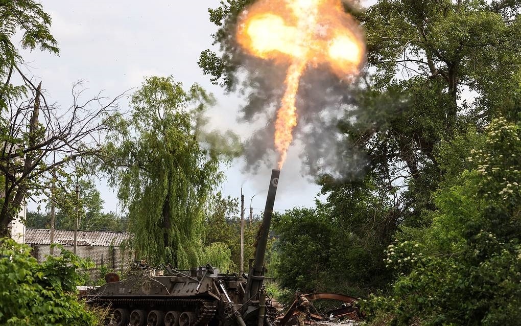 Lò lửa pháo đài miền Đông Ukraine rực cháy, Nga quyết hạ Chasov Yar- Ảnh 1.