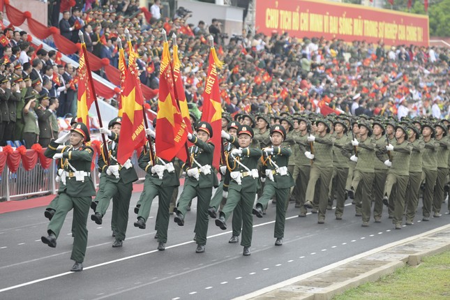 Cập nhật: Lễ diễu binh hào hùng chưa từng có trong lịch sử với 12.000 người, 12 máy bay ở Điện Biên Phủ- Ảnh 8.