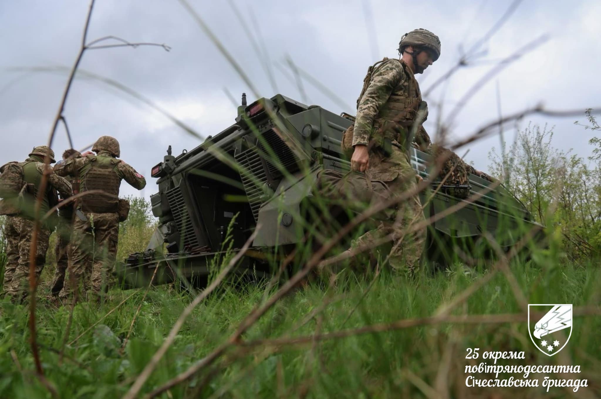 135 tăng mới của Ukraine: Khó kiếm đối thủ 'đủ tầm'?- Ảnh 2.