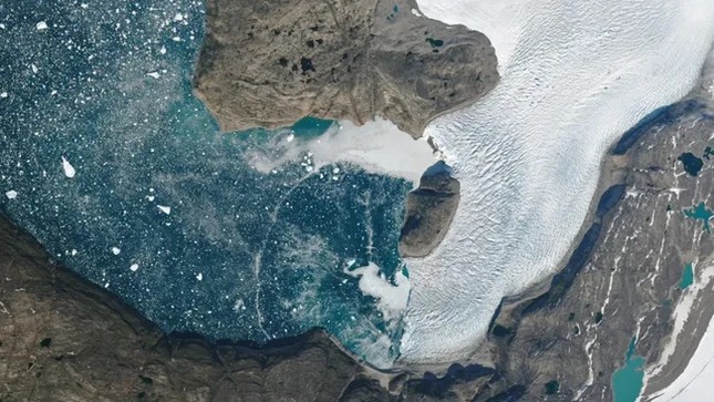 Sóng bí ẩn ở Bắc Cực là gì?- Ảnh 1.