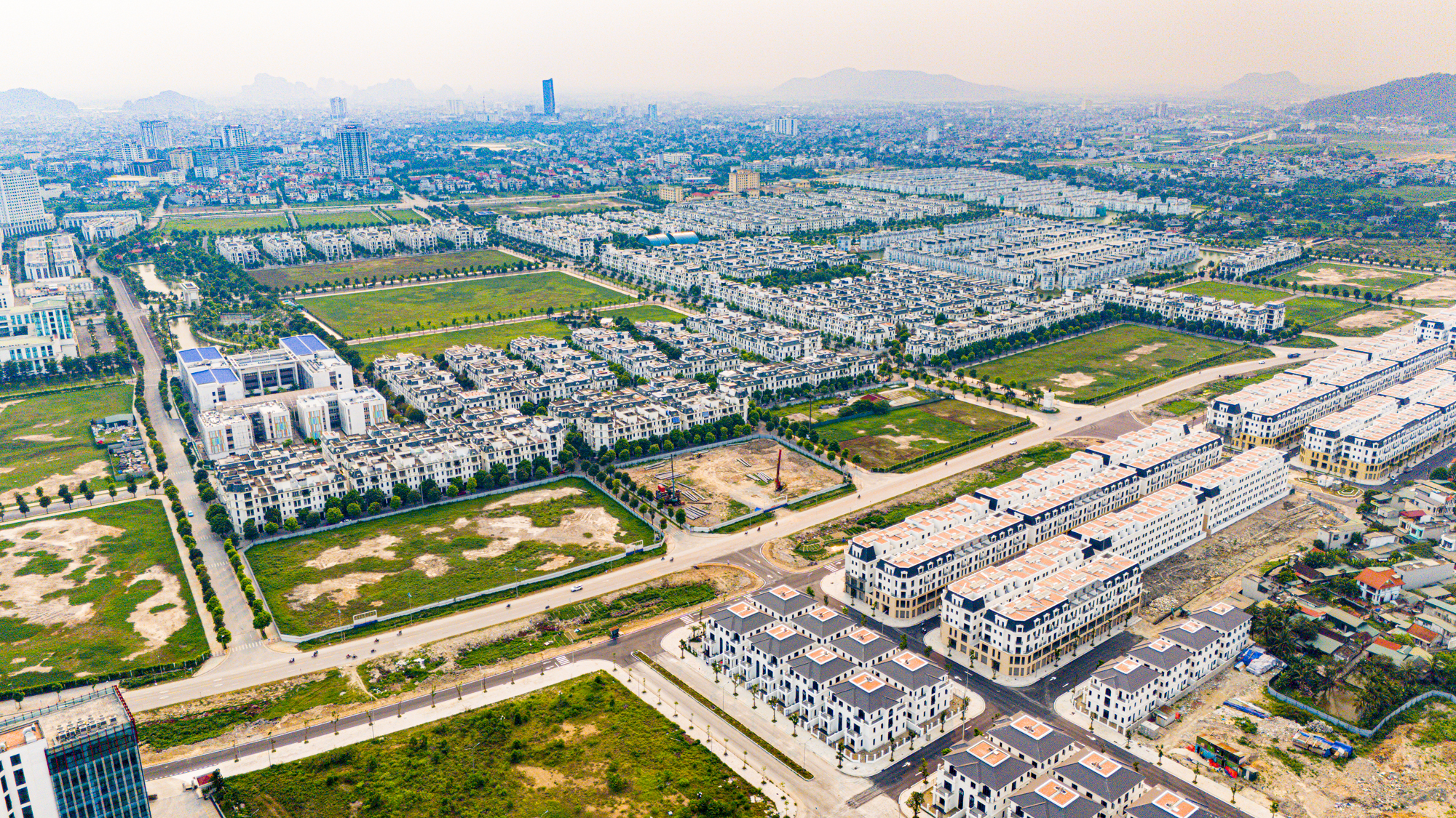 Toàn cảnh đại lộ 4.000 tỷ nối thành phố Thanh Hoá với trung tâm du lịch biển Sầm Sơn, hàng loạt dự án lớn của Vinhomes, Sun Group, Taseco Land… hưởng lợi- Ảnh 6.