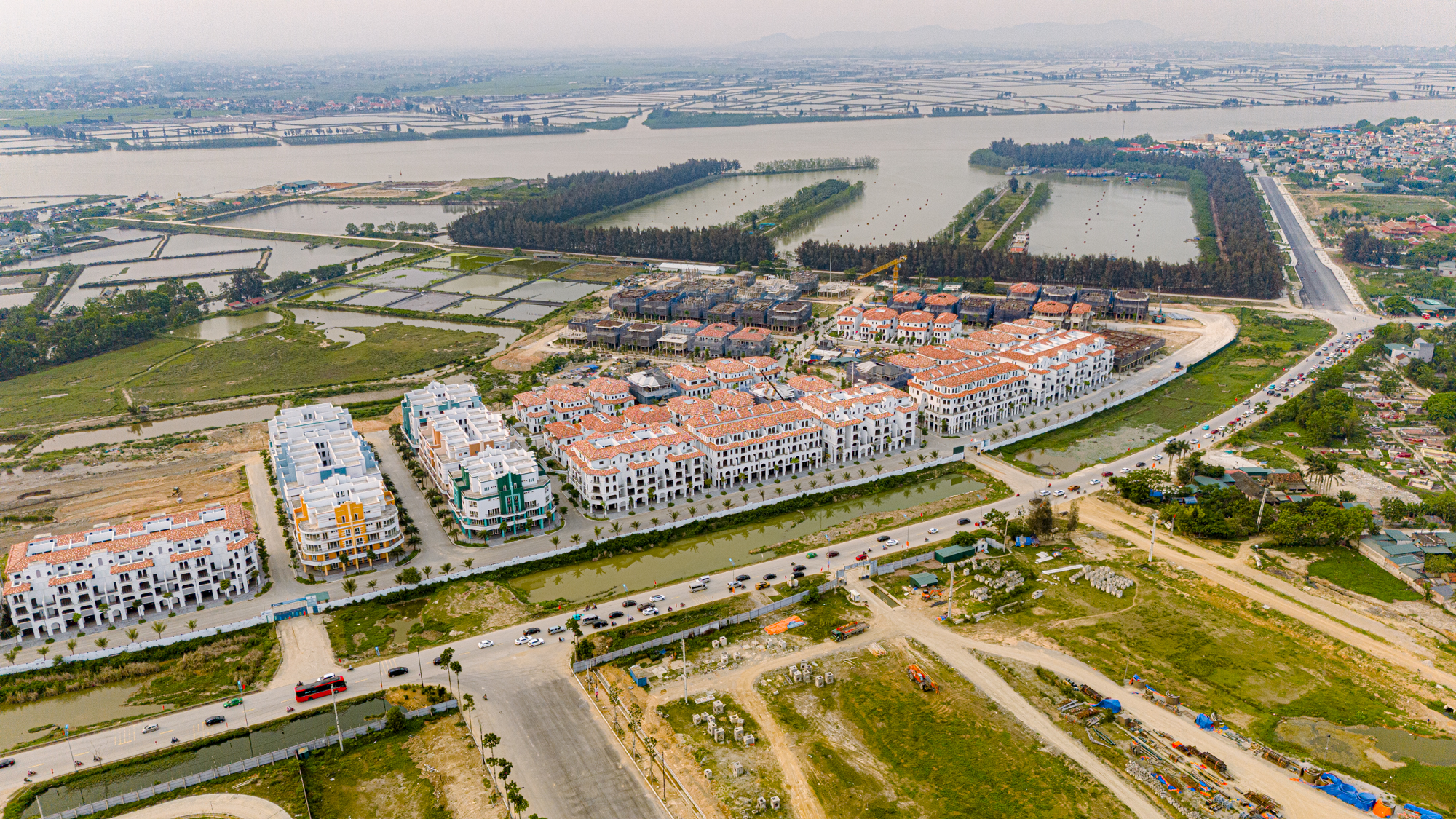 Toàn cảnh đại lộ 4.000 tỷ nối thành phố Thanh Hoá với trung tâm du lịch biển Sầm Sơn, hàng loạt dự án lớn của Vinhomes, Sun Group, Taseco Land… hưởng lợi- Ảnh 11.