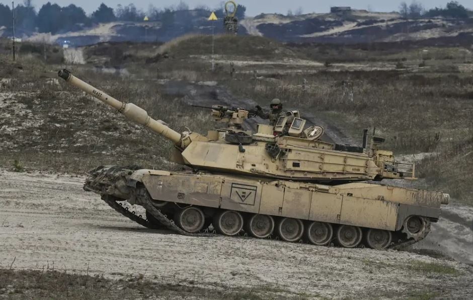 Vì sao Abrams vắng bóng trong các trận tăng chiến trực diện ở Ukraine?- Ảnh 1.