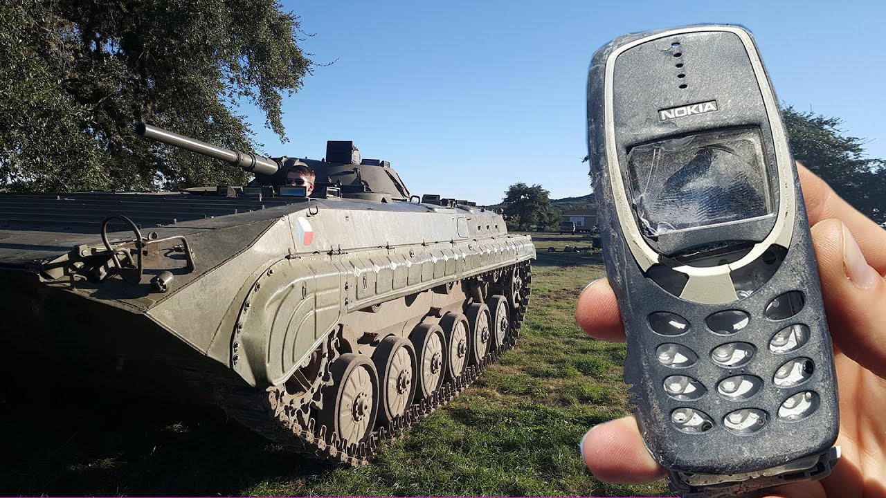 Xuất hiện chiếc điện thoại siêu 'nồi đồng cối đá', lấy xe tăng cán qua vẫn còn nguyên vẹn, chạy bình thường- Ảnh 4.