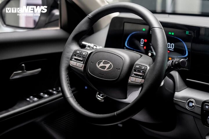 'Soi' Hyundai Accent 2024 bản cao cấp vừa ra mắt- Ảnh 8.